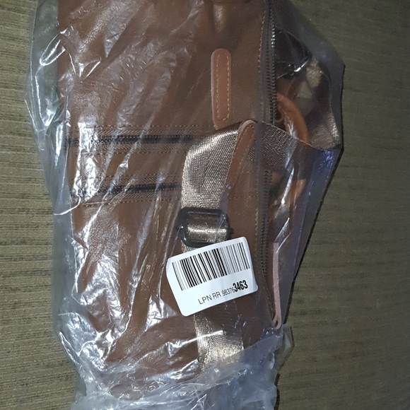 NEW Brown Smooth Leather Crossbody Backpack Purse - Picture 2 of 7